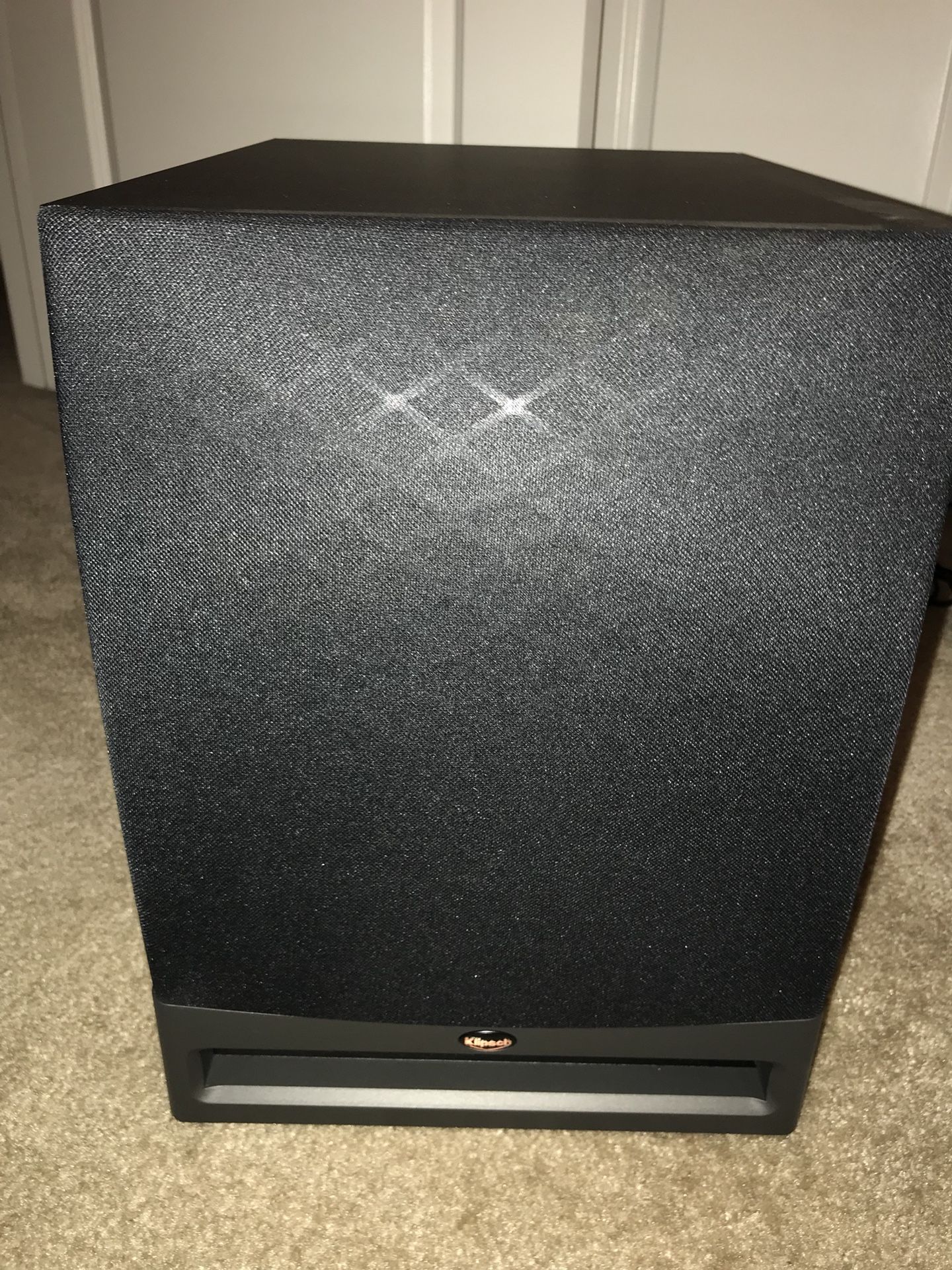 Brand new Klipsch RPW-10 home theater 200 watt subwoofer