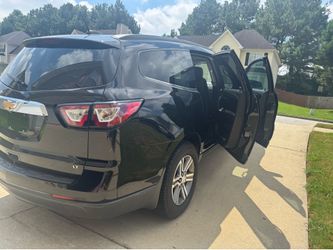 Chevrolet Traverse LT SUV – Black