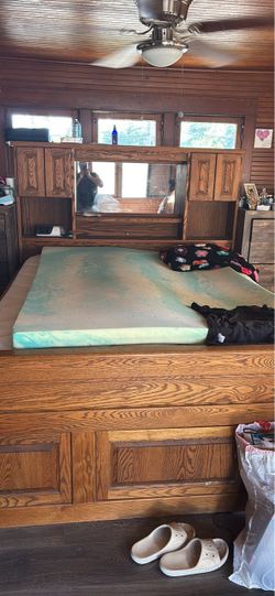 Oak Wood King Bed Frame with Headboard Mirror