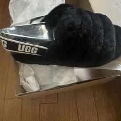 Uggs Slides 
