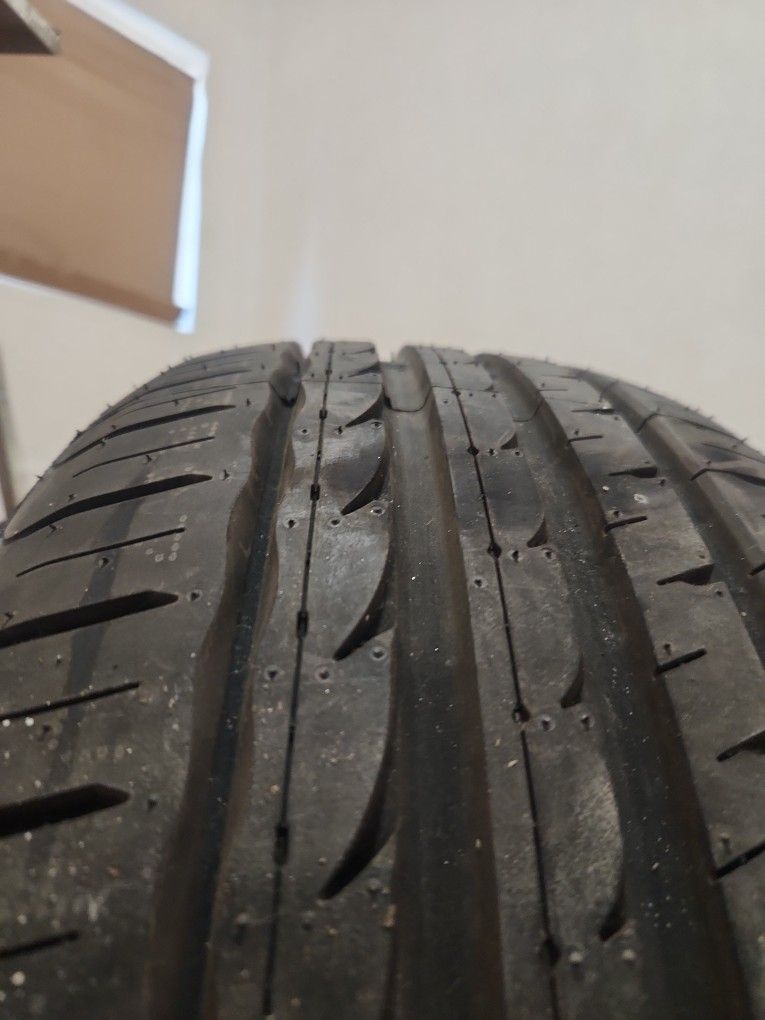 Brand New Single Tire. 225-55-17