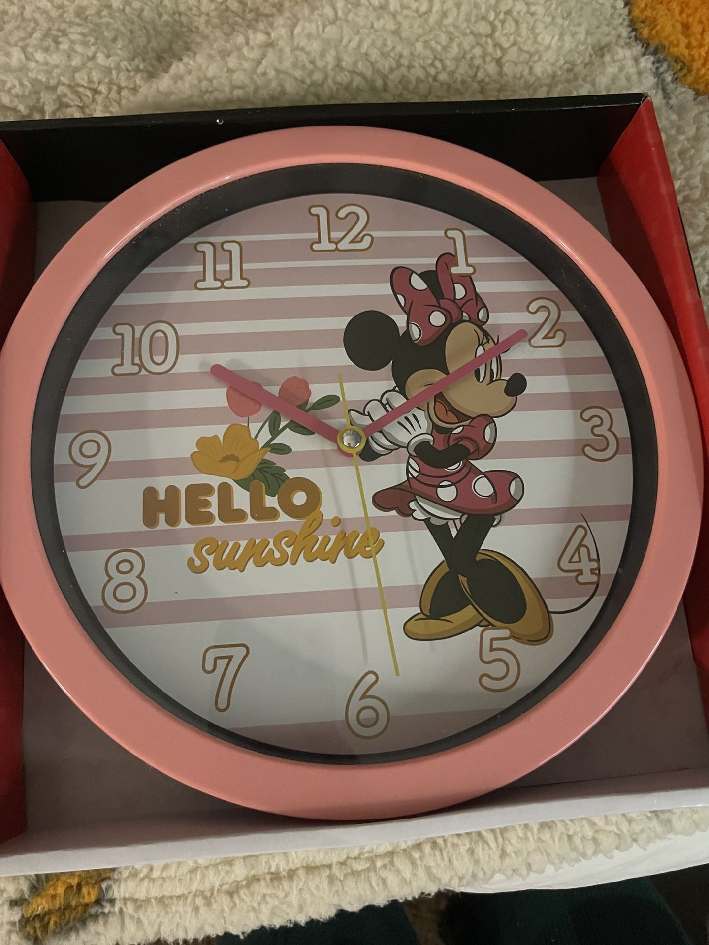 Minnie Mouse Clock