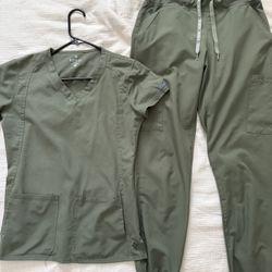 MedCouture Scrub Set