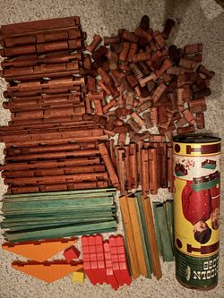 Vintage Lincoln logs