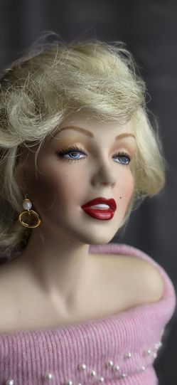Franklin Mint Marilyn Monroe Porcelain Doll 21” Estate Licensed 1993
