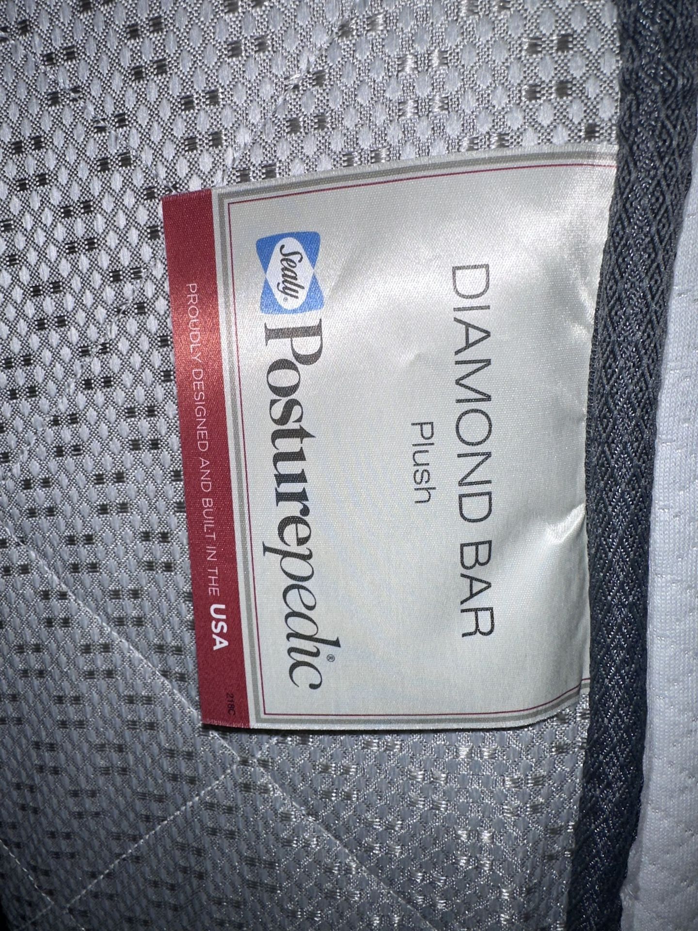 Queen Sealy Posturepedic Mattress And Box Spring for Sale in San