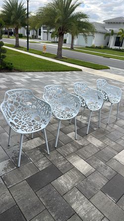 Patio chairs - white aluminum