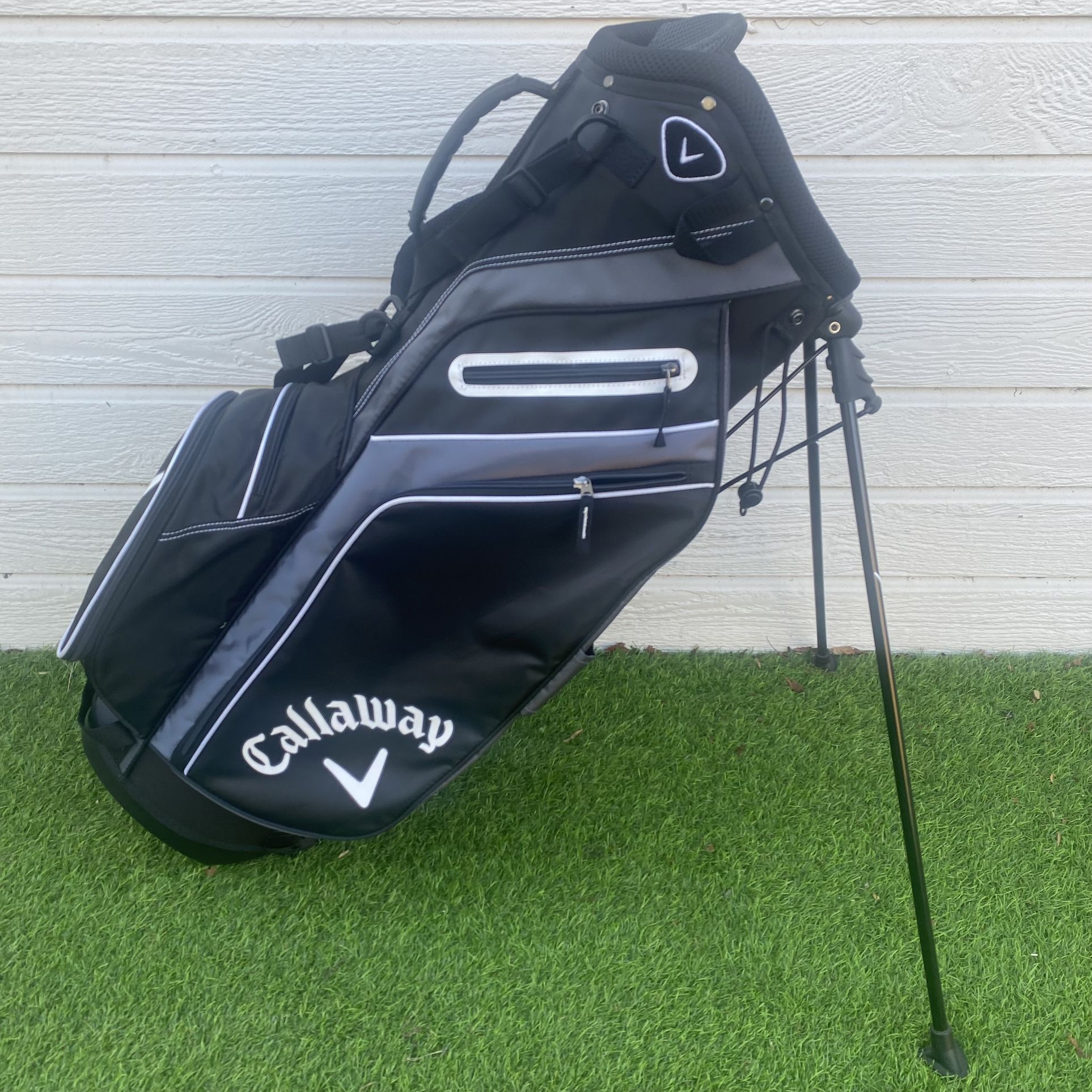 Callaway 6-way Stand Bag With Rain Cover (Like New) 