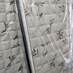💤🛏️Mattress 12" Inches
🟨 All sizes🛏️💤
🔵Pillow top🛏️
⚪Same day delivery 🚚
🟢Queen sizes $199
🟡Full sizes $ 180
🟠Twin sizes $130
🟣cal King $