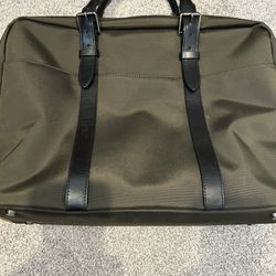 Stuart lau briefcase clearance