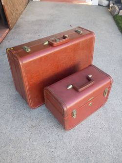 Vintage Luggage Matching Suitcase with Vanity