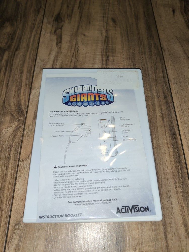 Skylanders Giants - Nintendo Wii Game. Has some wear from age and use. Sold as is.

