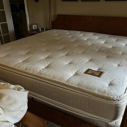 Shifman Luxury Matisse Model King Mattress/Box Spring, Pristine Condition
