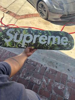 Supreme skate board