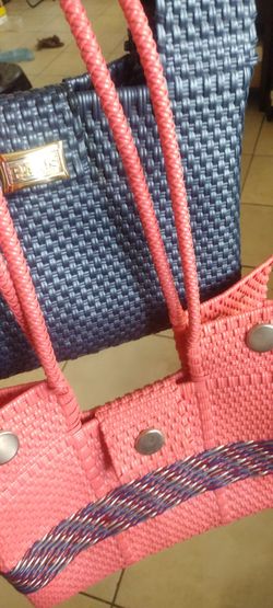 Bolsas artesanales.