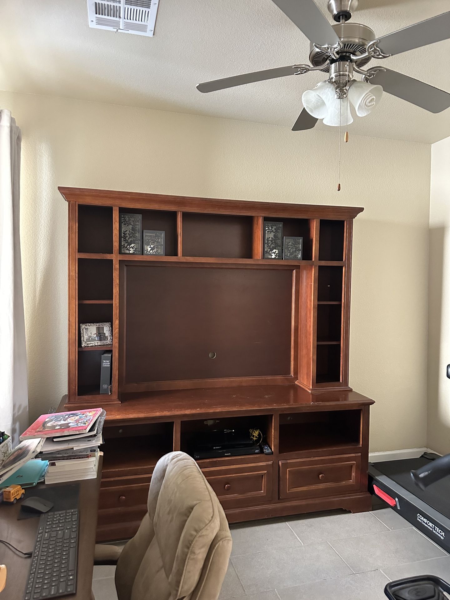 BigEntertainment Center