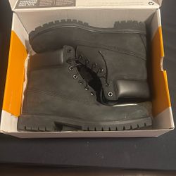 Black Timberland Premium