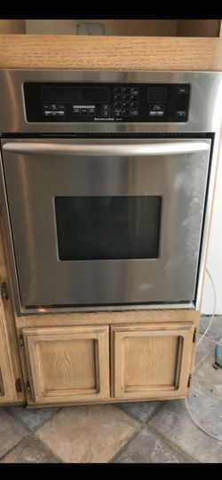Used 24 inch wall clearance oven