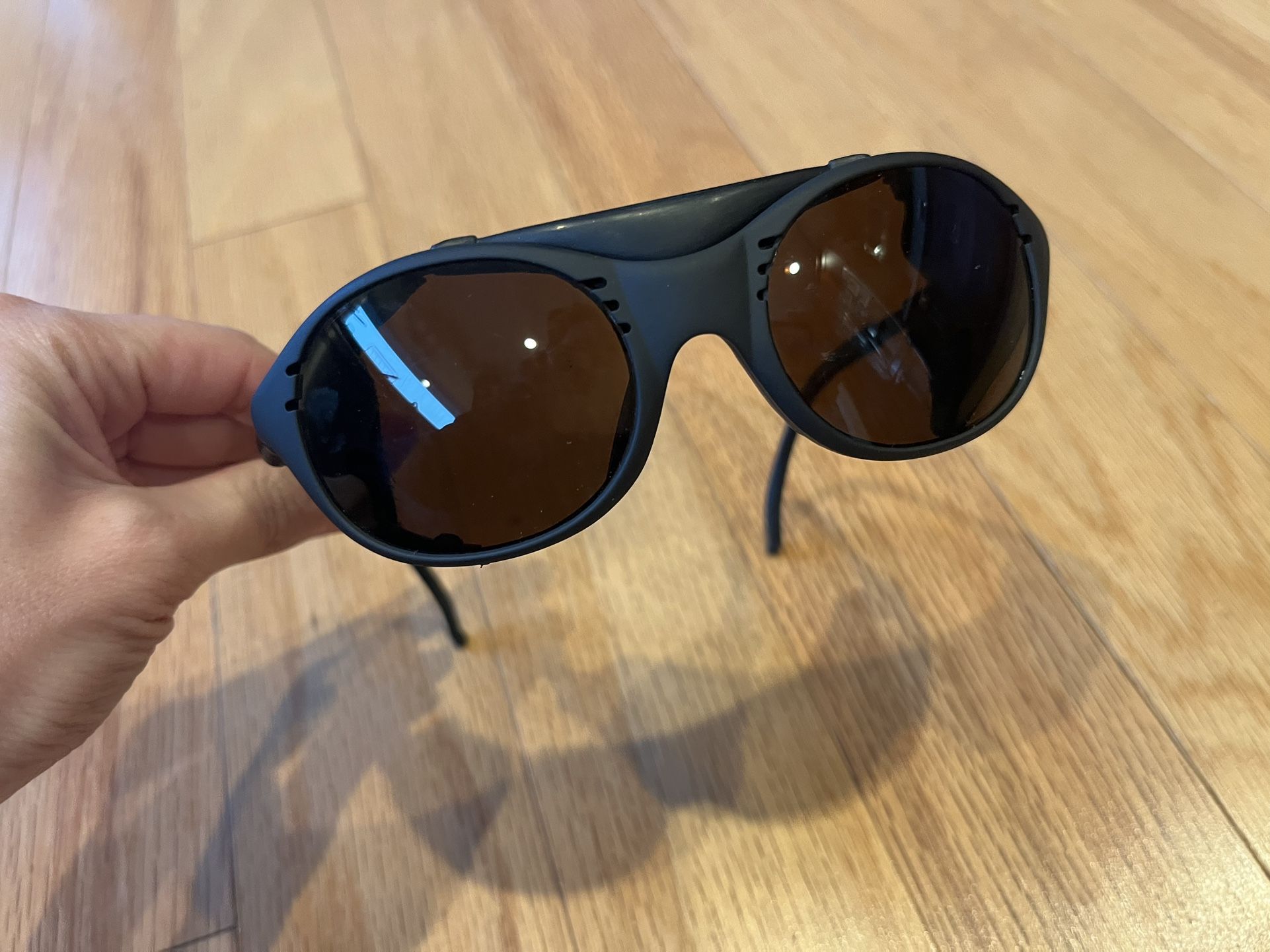 MEC Aiguille glacier sunglasses