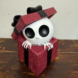 DISNEY TIM BURTON`S THE NIGHTMARE BEFORE CHRISTMAS JACK IN RED GIFT BOX RESIN