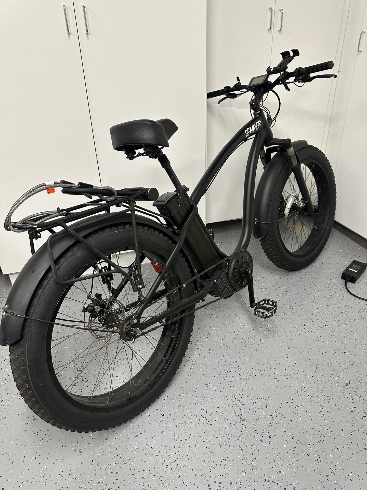 SENDER FAT WHEEL E-BIKE OFF-ROAD E-BIKE SUPER FAST