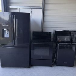 Kitchen appliances with large refrigerator