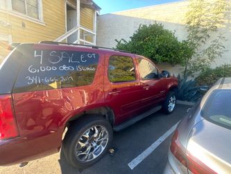 2007 GMC Yukon SUV Red 156K Miles