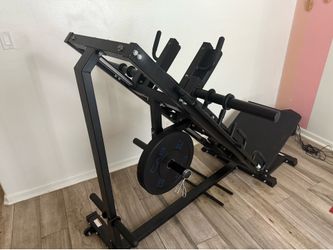 Squat rack/ hack squat