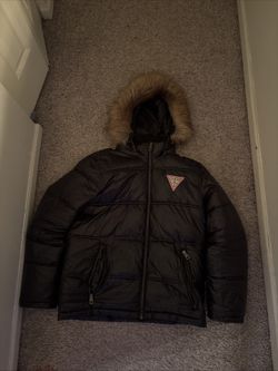 (Dm To Negotiate Prices)Guess Men’s size M Puffer Jacket With Fur Hood