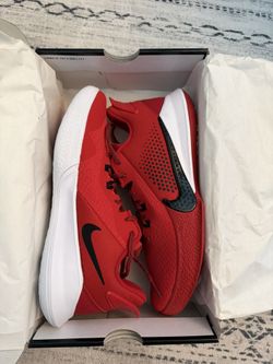 Nike Mamba Fury Size 9