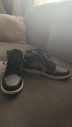 Jordan 1 Mid
