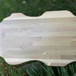 Pearly Oasis / Handcrafted Coffee Table