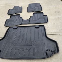 HR-V Floor Mats 