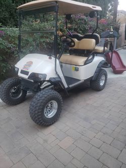 2004 EZGO Golf Cart
