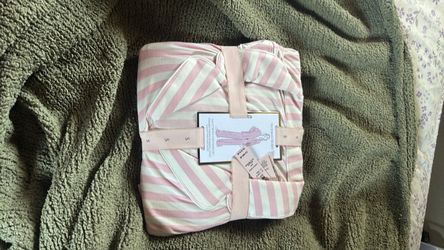 Victoria secret pajamas - size S