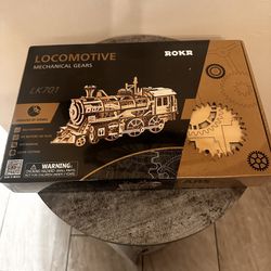 Locomotive 3D Puzzle New Sealed 