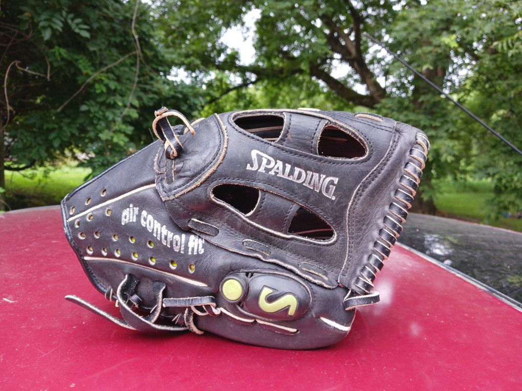 Spalding Air Flex 11.0 Baseball Softball Glove Left Hand Throw LHT Very Nice 