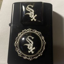 Chicago White Sox fliptop lighter new without fluid