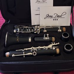 Jean Paul clarinet with carry case in excellent condition. $95