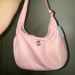 Lululemon bag 