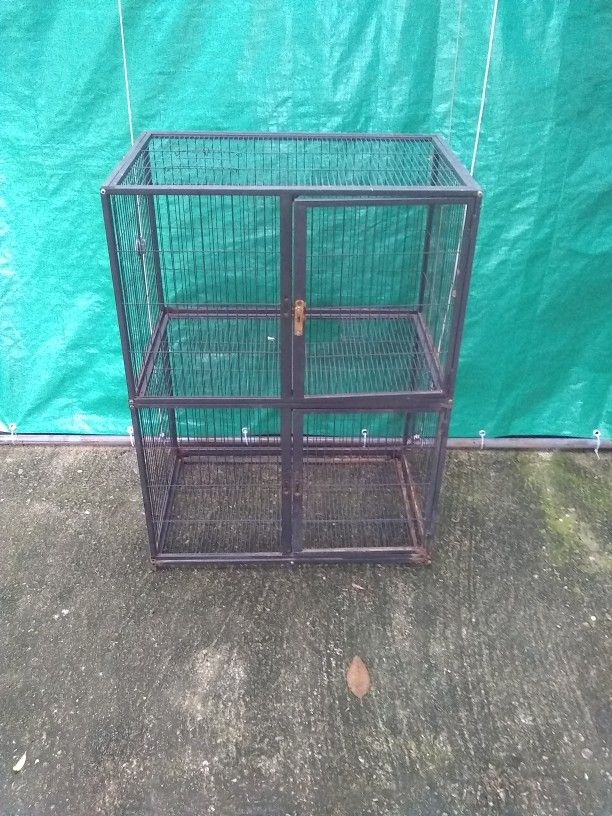 Two Level Metal Chicken 🐔 Or Bird Cage.