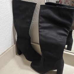 Knee high boots size 8