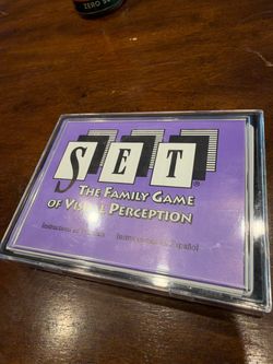 SET The Family Game of Visual Perception Educational Game Complete
