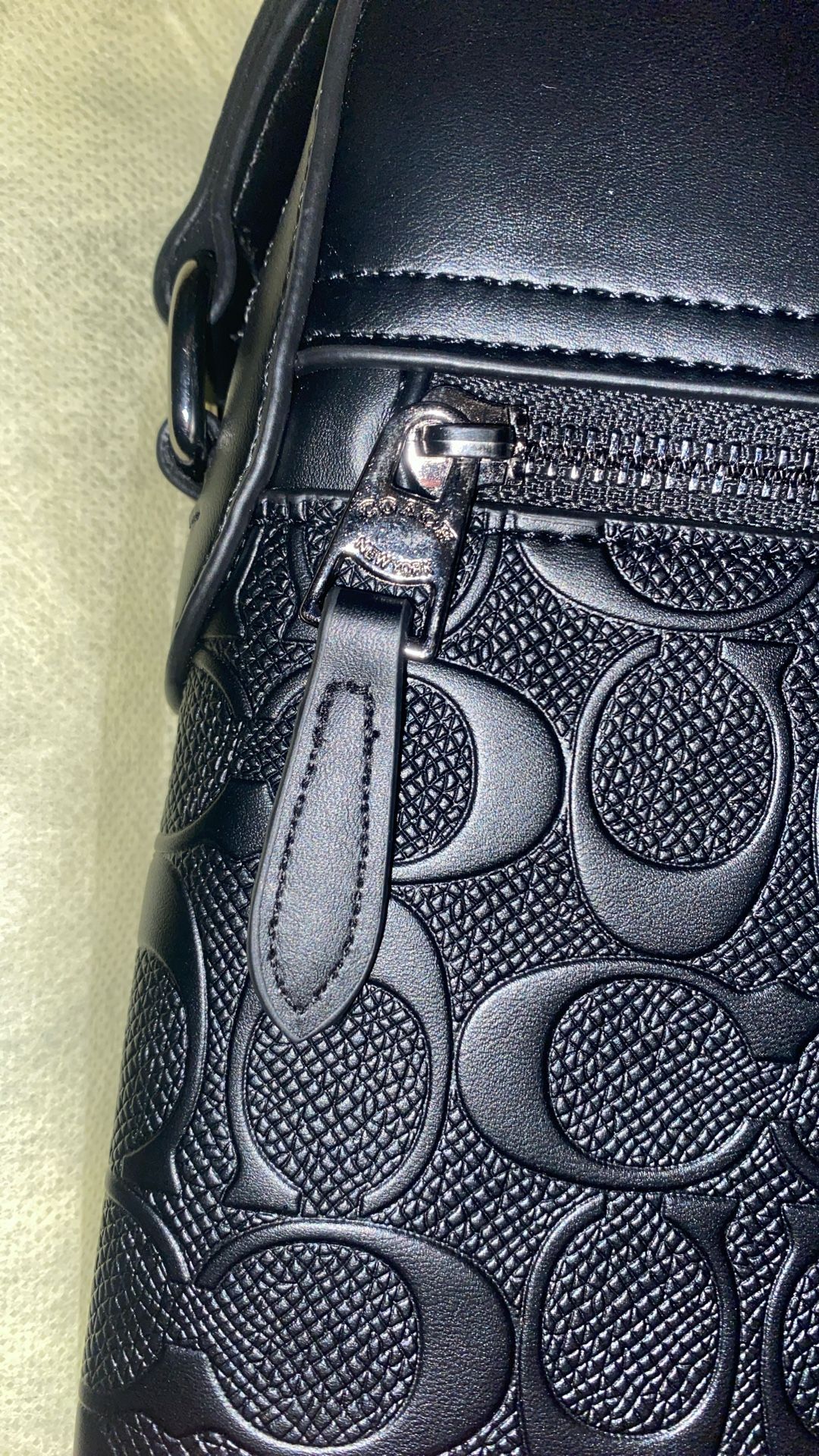 Coach Body Cross Bag For Men!