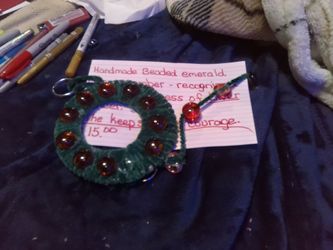 Handmade Beaded Emerald Wreath Keychain