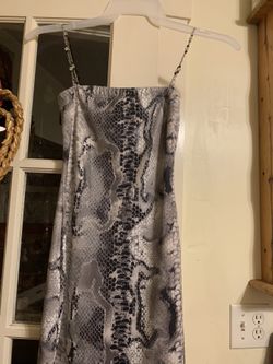 Woman’s dress 👗