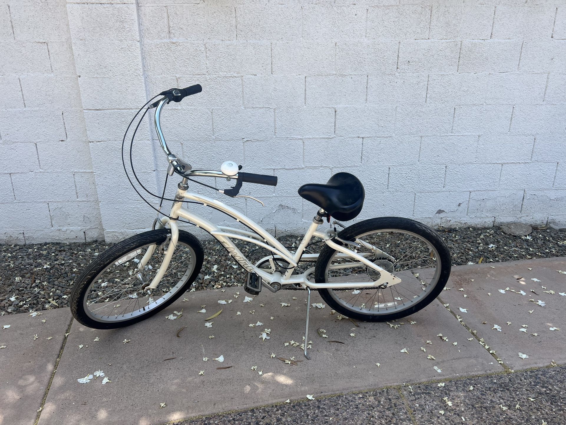 Electra 7 Speed Step Thru Bike