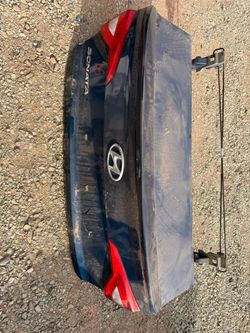 2016 Hyundai Sonata Trunk Lid