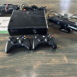 Xbox 360 Slim Kinect Special Edition