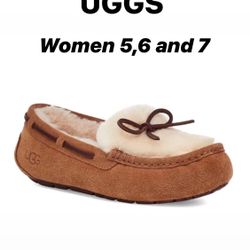 UGG Moccasins Size 5,6 And 7